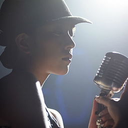 探公主婚紗攝影 高端價(jià)格與低端服務(wù)的反差，遭遇銷售之困